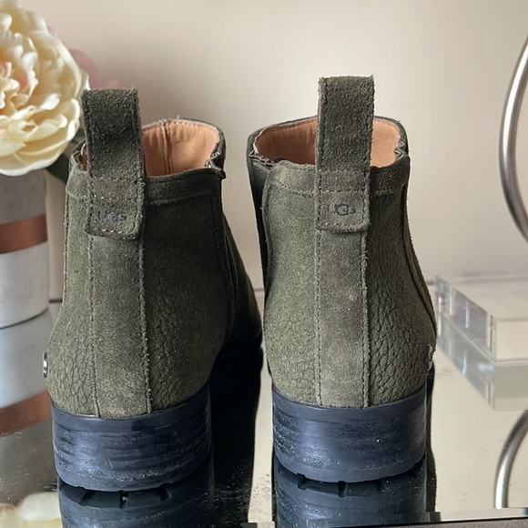 UGG Mcclaire ankle boots soft suede green booties - Picture 7 of 11
